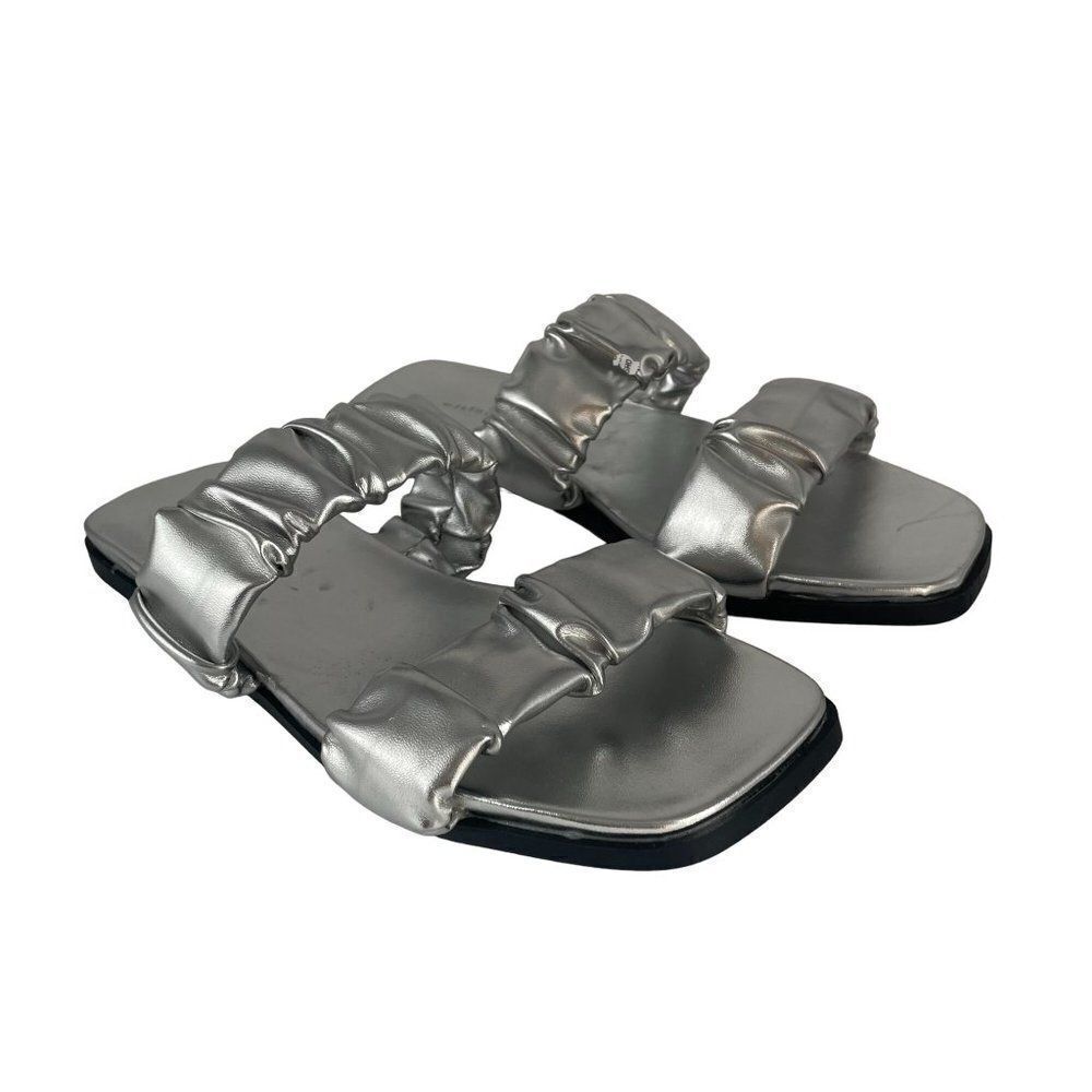 Silver Metallic Puffy Padded Sandal Shoe Square Toe Sz 5 Summer Vacation Casual - Picture 3 of 7